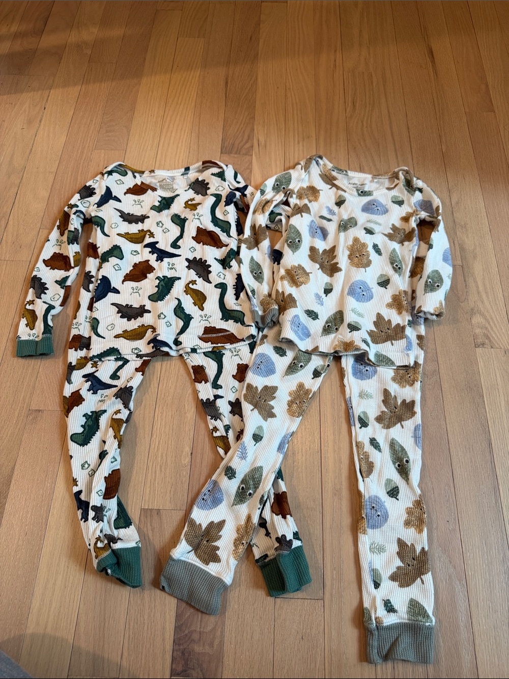 Angel Dear Cream Long-Sleeve Dinosaur & Leaf Pajama Set - Lot of 2